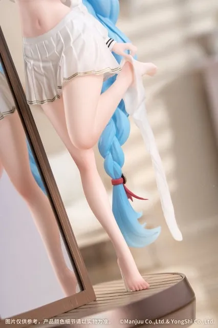 (Bishojo Figure) Azur Lane Gift  Janus: Fear of Changing Clothes 1/8 Complete Figure