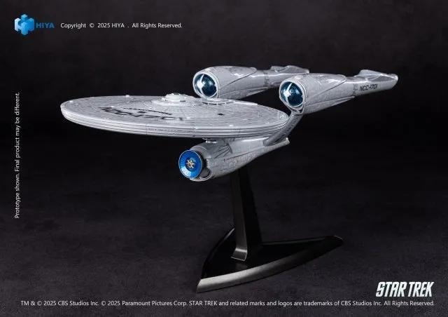 (Figure) Star Trek (2009) Non Scale 15 Inch USS Enterprise NCC-1701 Light Up Star Ship