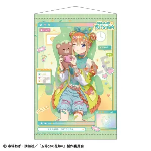 (Goods - Tapestry) The Quintessential Quintuplets B2 Tapestry Yotsuba Nakano/Streamer Role-play (animate Advance Sales)