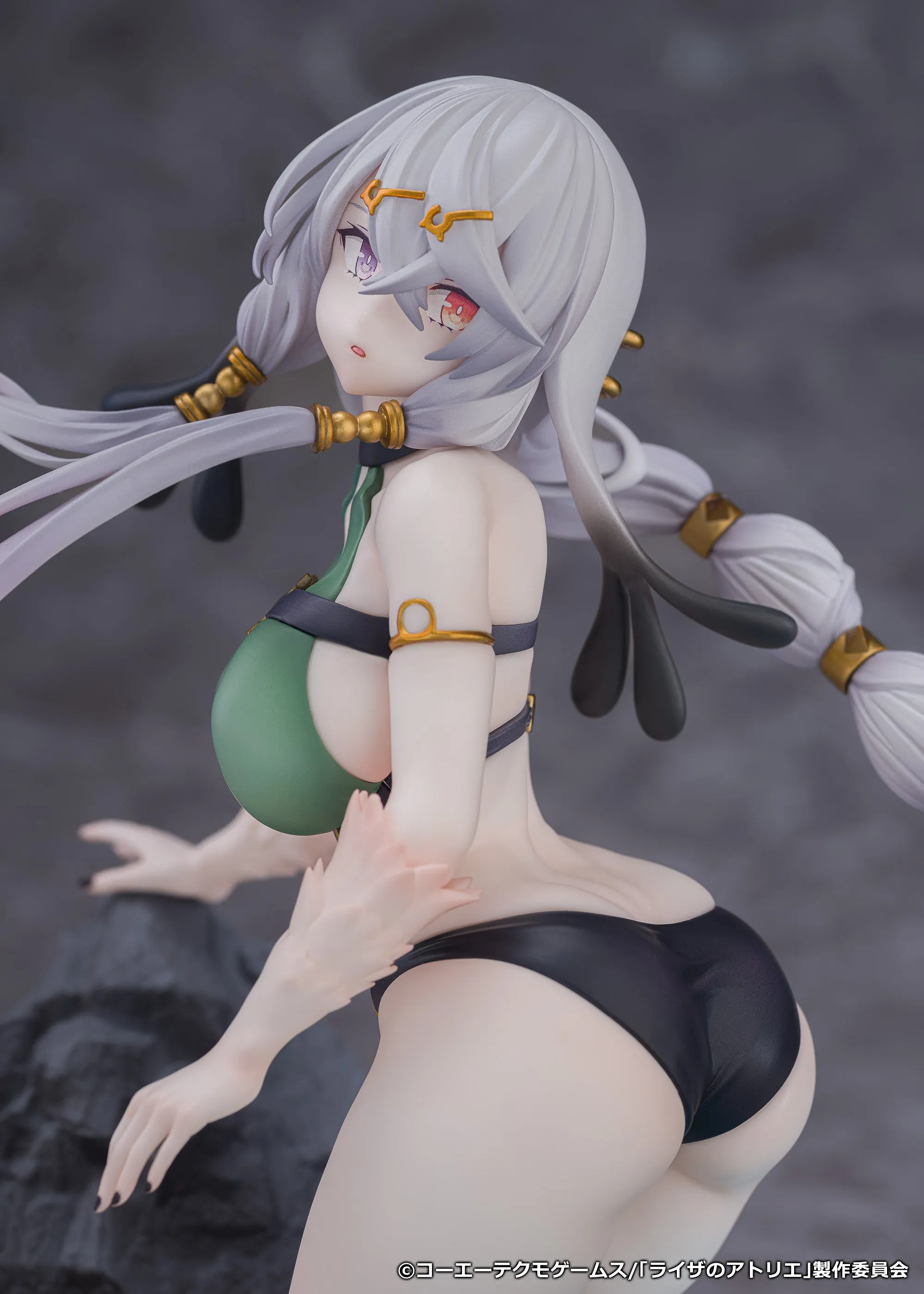 [Pre-order] Atelier Ryza: Ever Darkness and the Secret Hideout - Lila Desais (Swimsuit Ver.) 1/7 Scale Figure PROOF