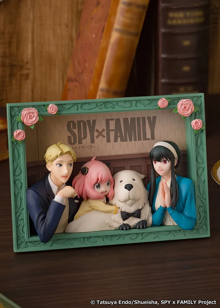 [Pre-order] SPY x FAMILY - The Forgers Non Scale Figure PROOF