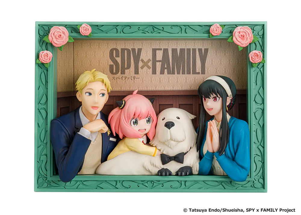 [Pre-order] SPY x FAMILY - The Forgers Non Scale Figure PROOF