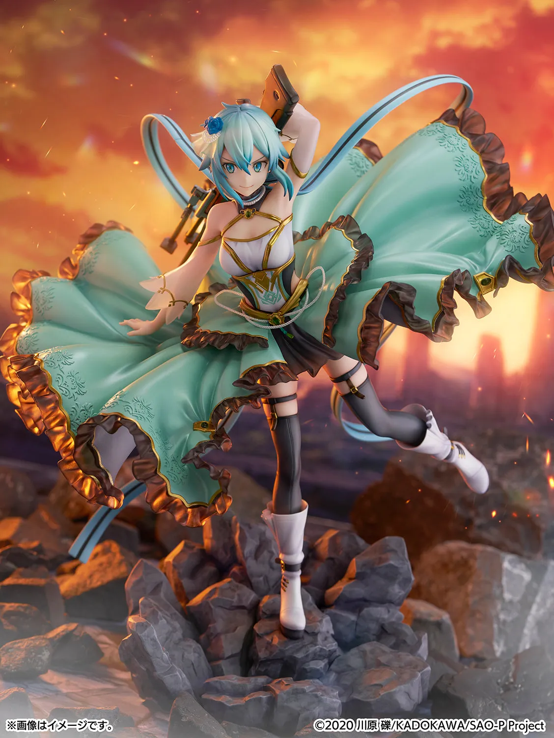 [Pre-order] Sword Art Online - Sinon (Crystal Dress Ver.) 1/7 Scale Figure CyberZ