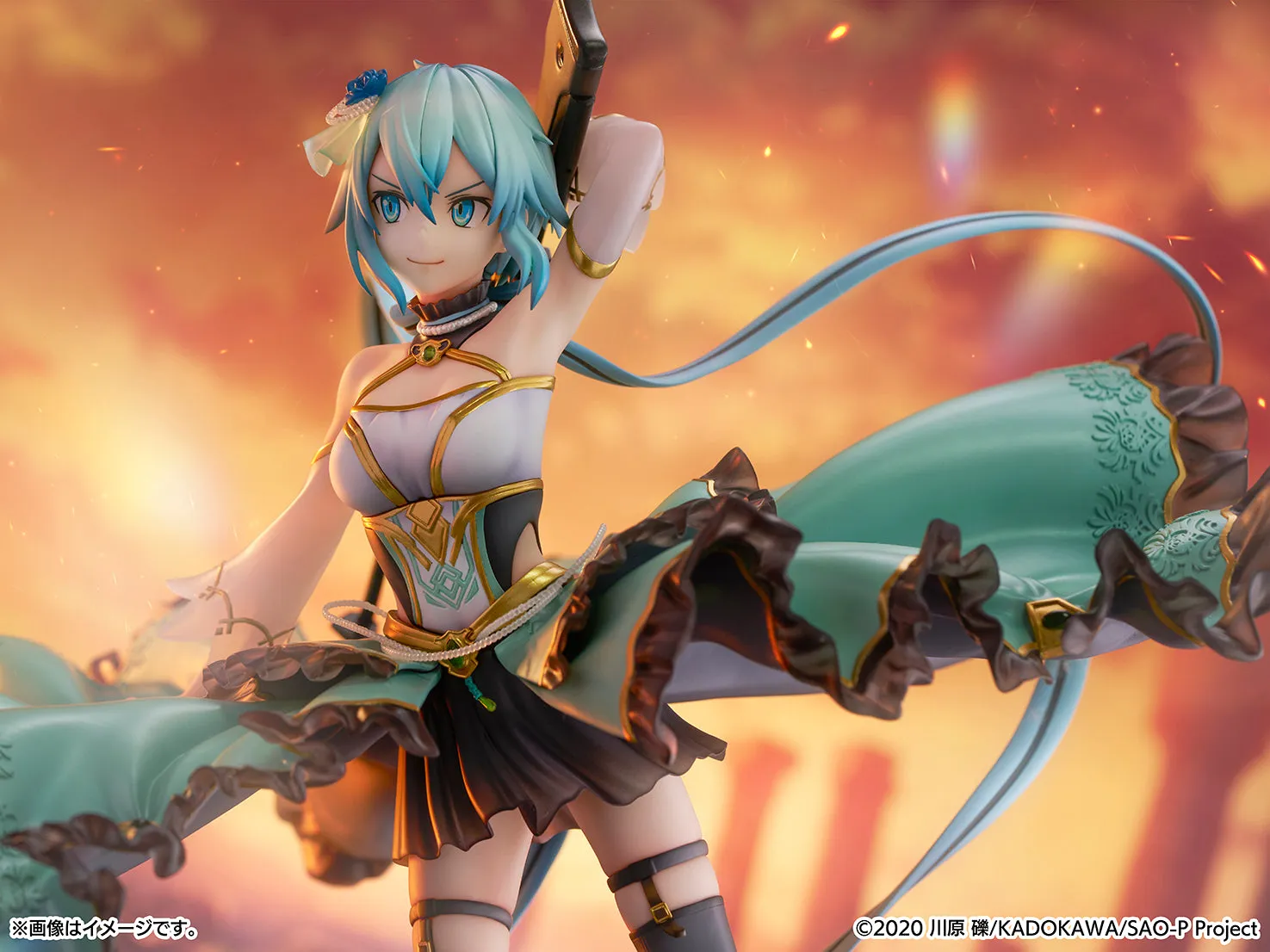[Pre-order] Sword Art Online - Sinon (Crystal Dress Ver.) 1/7 Scale Figure CyberZ
