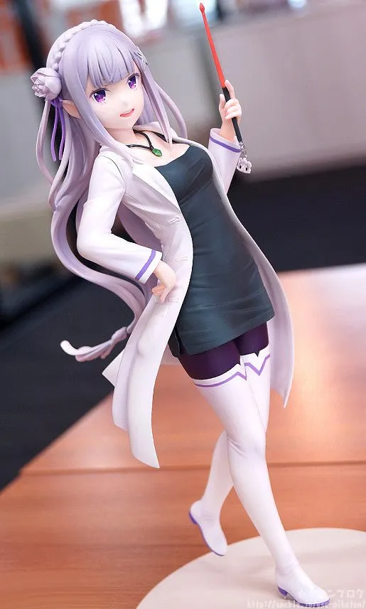 Re:Zero - Emilia High School Teacher ver. 1/7 Scale Figure Kadokawa
