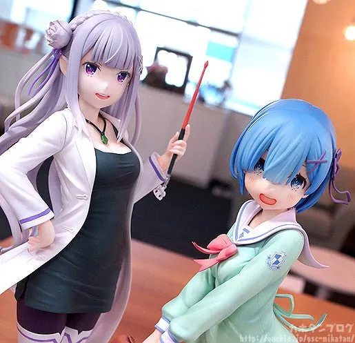Re:Zero - Emilia High School Teacher ver. 1/7 Scale Figure Kadokawa